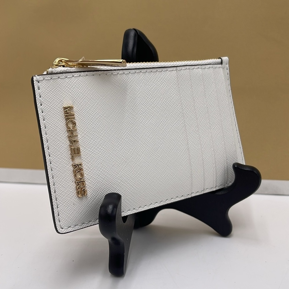 Michael Kors Jet Set Travel Medium Leather Zip Around Card Case
Optic White 
NWT - Picture 2 of 16